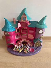 Einhorn Schloss mit Spielfiguren