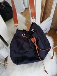 Wunderschöne Dunkelblaue Beuteltasche Maritim