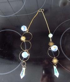 Edelsteinkette zu verschenken