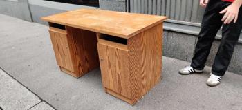 Schreibtisch