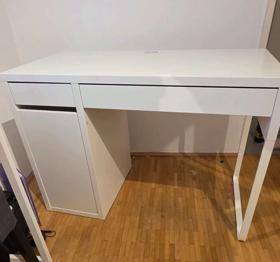 (reserviert) Schreibtisch ikea