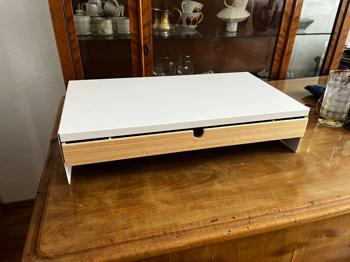 (reserviert) Ikea Elloven 2 Stk Schreibtisch Organisator