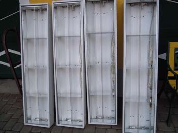 (reserviert) Reserviert für Irene! 4 Lichtkästen für Garage je 2 Stück T8 1200mm Leuchtstoffröhren