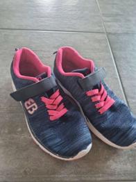 Turnschuhe / Freizeitschuhe Gr. 37