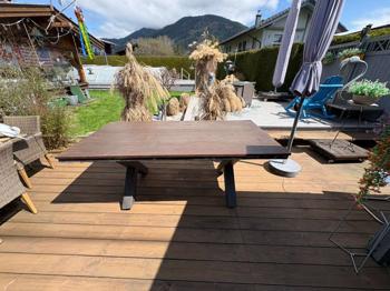 OUTDOOR Tisch