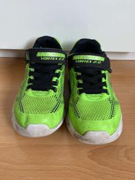 Skechers mit Light Gr. 33