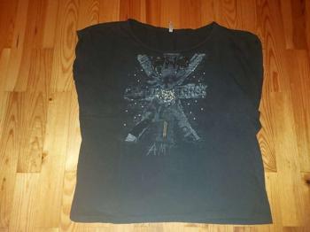 Schwarzes T-Shirt mit Hund Größe XL zu verschenken