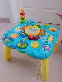 Winnie Pooh Spieltisch