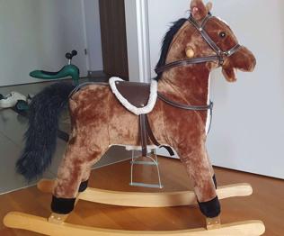 (reserviert) Schaukelpferd