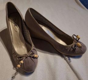 Größe 40 NEUWERTIG