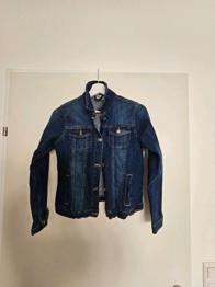 Jeansjacke Größe 152