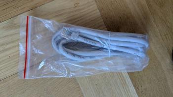 USB und Netzwerkkabel zu verschenken