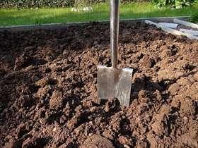 Gartenerde zu verschenken