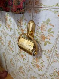 (reserviert) Handtuchhalter/ Clopapierhalter