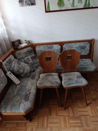 (reserviert) Esszimmer Eckbank aus Holz und 2 Stühle - gepflegt