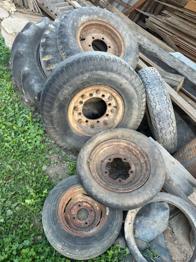 Traktorreifen für Gartendeko