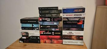 RESERVIERT - Bücher - Krimis zu verschenken