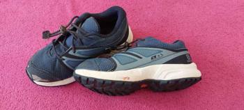 Salomon Kinder Wanderschuhe waterproof Gr. 28