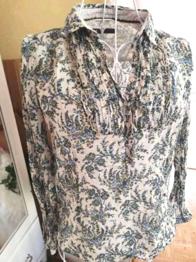 Wunderschöne Bluse aus Baumwolle mit Blumenmotiv