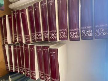 Zum Upcyclen - z. B . Für einen Beistelltisch mit Glasplatte oder auch zum Schmökern- Brockhaus Lexikon