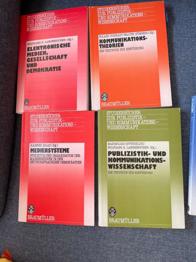 13 Bücher Publizistik- und Kommunkationswissenschaft