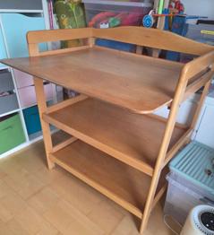 (reserviert) Wickeltisch