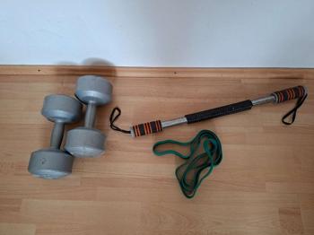 (reserviert) Krafttrainingsgeräte