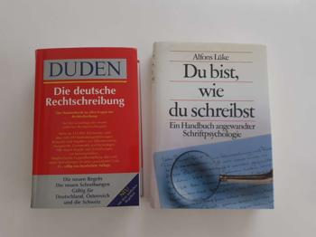 2 Bücher, Duden deutsche Rechtschreibung & Du bist wie du schreibst )
