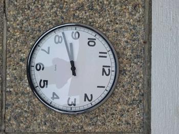 (reserviert) Quarzuhr, Ikea