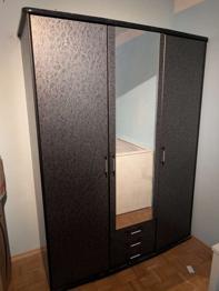 (reserviert) Kleiderkasten mit Spiegel