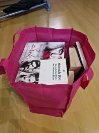 (reserviert) Sack Bücher (20-25 Stück) zu verschenken