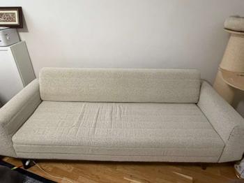 Sofa zu verschenken - ausziehbar (mit kleinen Gebrauchsspuren)