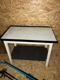 Ablagetisch für Keller, Garten, Garage