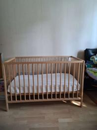 (reserviert) Gitterbett