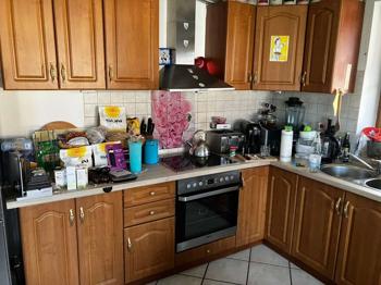 Solide gut erhaltene Kücheneckzeile