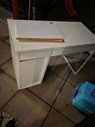 Ikea Schreibtisch