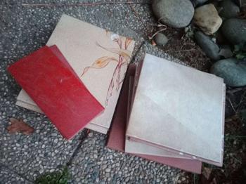 Verschiedene Fliesen, alt, unverwendet