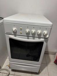 (reserviert) Gasherd / Backofen zu verschenken