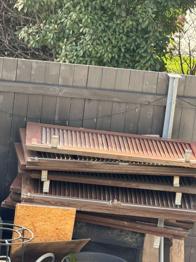 Fensterläden zu Verschenken