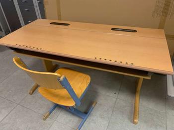 Schulschreibtisch mit Sessel höhenverstellbar