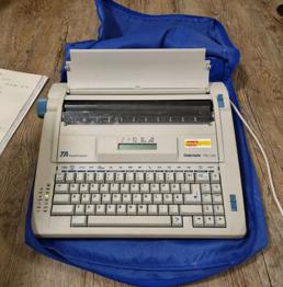 Elektrische Schreibmaschine