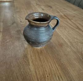 Kleiner Krug/ Vase