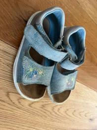 Kindersandalen
