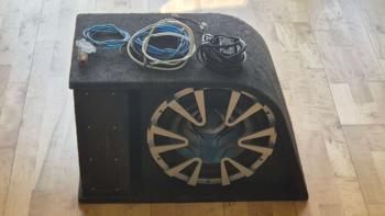 (reserviert) Auna CB300-7A; Aktiv Subwoofer, Auto Bassbox