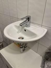 Waschbecken inkl. Armatur