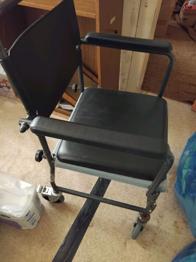 Leibstuhl Toilettenstuhl