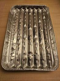 Grilltassen und Pappteller