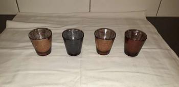 4 Designer-Wassergläser