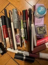 (reserviert) Make-up