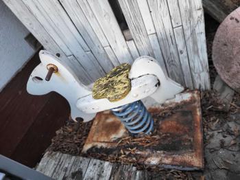 Hutschpferd, Gartenspielzeug, Schaukelpferd